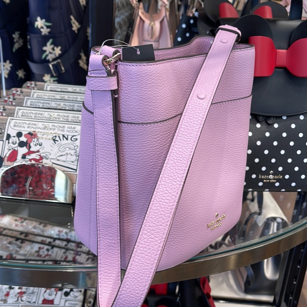 Kate Spade Leila small bucket bag color: quartz pink
NWT - Picture 13 of 16
